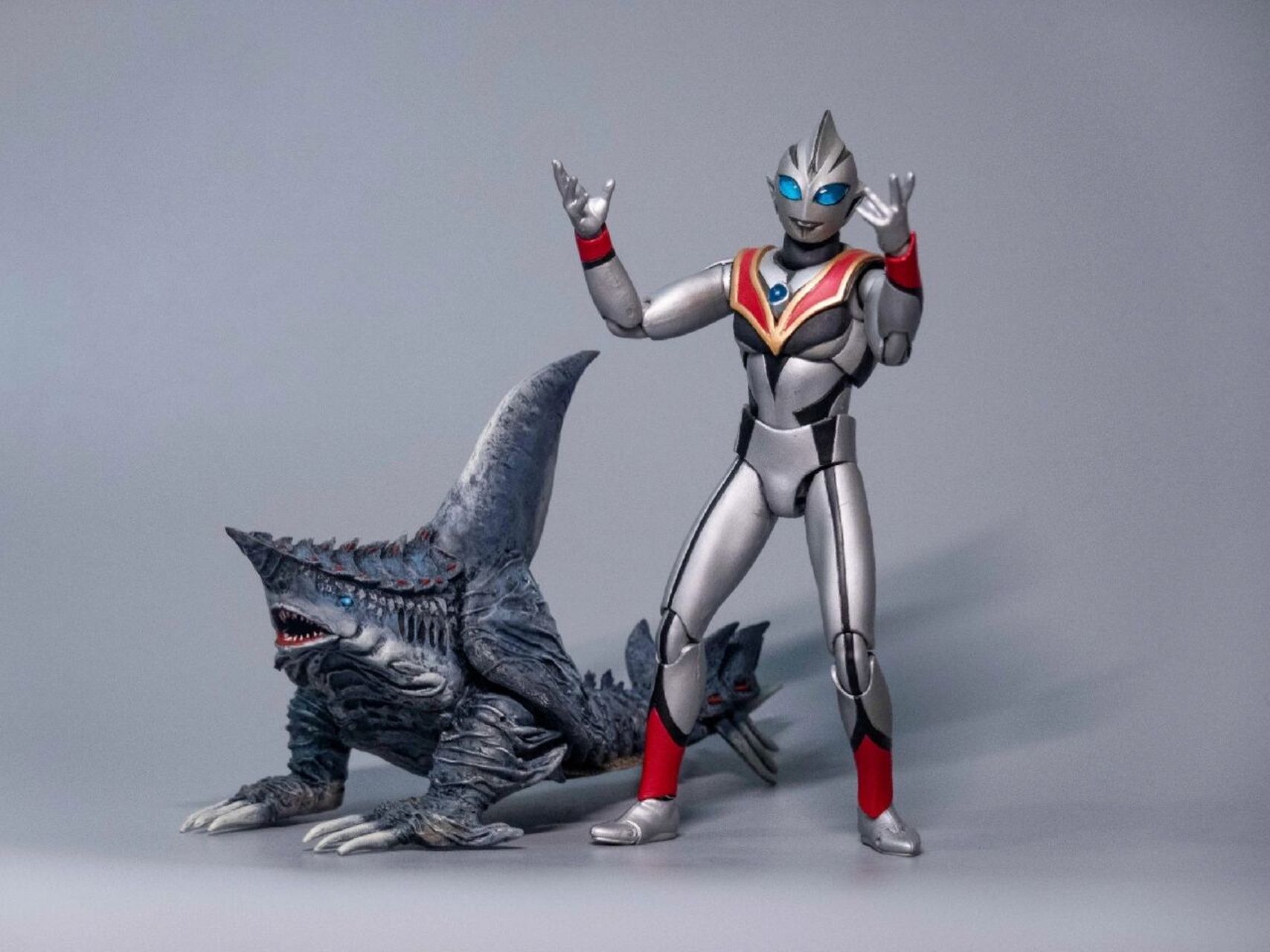 新款shf怪兽-迪迦奥特曼劲敌盖欧扎克 今天分享制作的模型是登场于