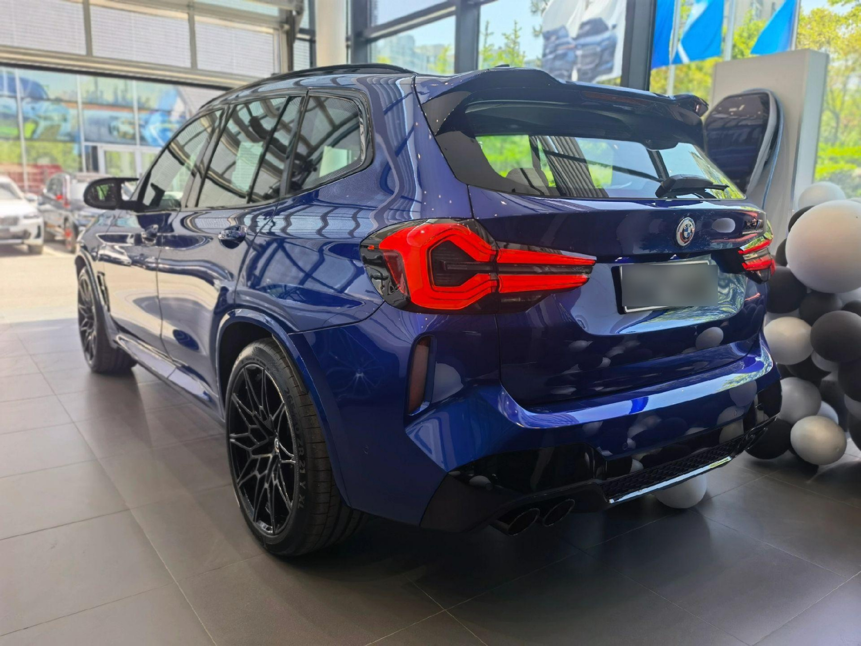 bmw x3 m滨海湾蓝.