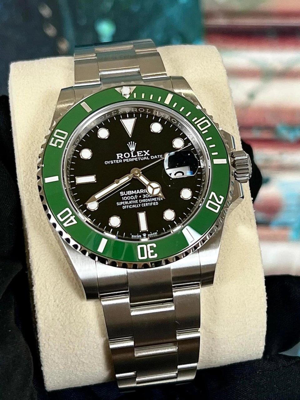 名称:劳力士绿水鬼最新版 	 型号:126610lv mk2 	 成色:12/2023 全新