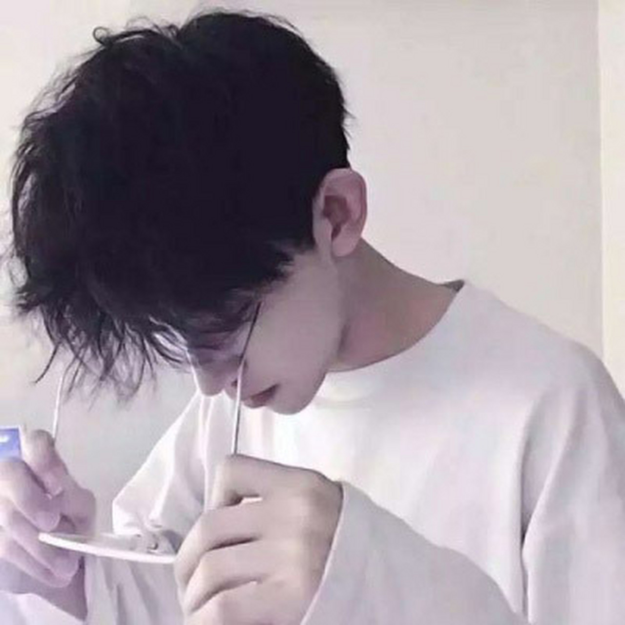 男生头像侧脸阳光高清#男生头像
