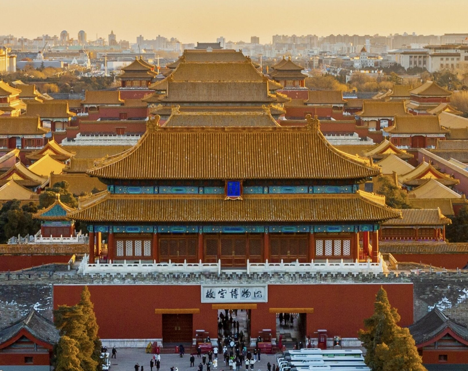 非物质文化遗产传承之故宫 故宫作为中国古代宫殿建筑的代表,不仅是