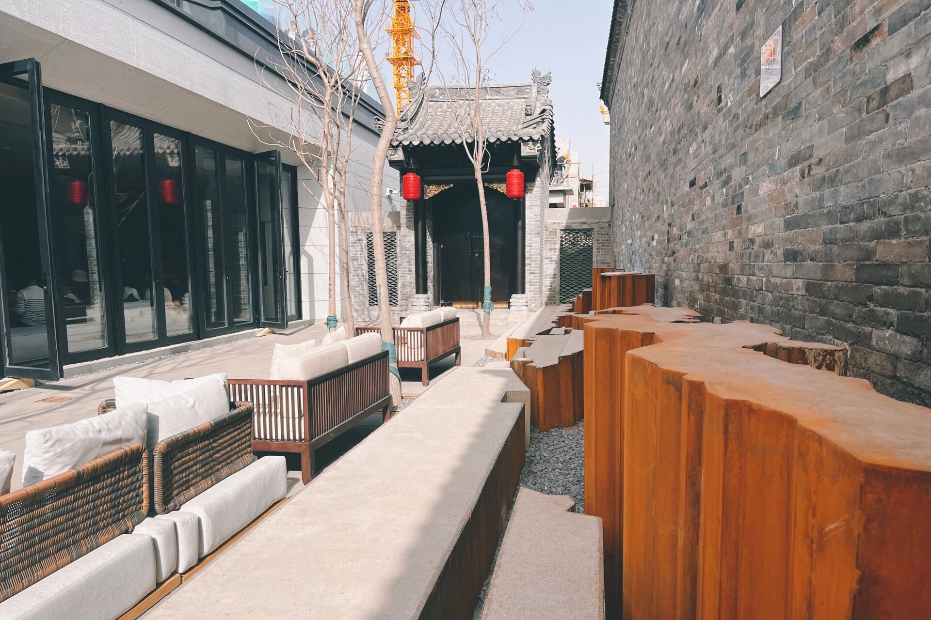 大同周末游|念夏艺术中心 由华夏江鸿打造的一家非常有逼格的艺术中心