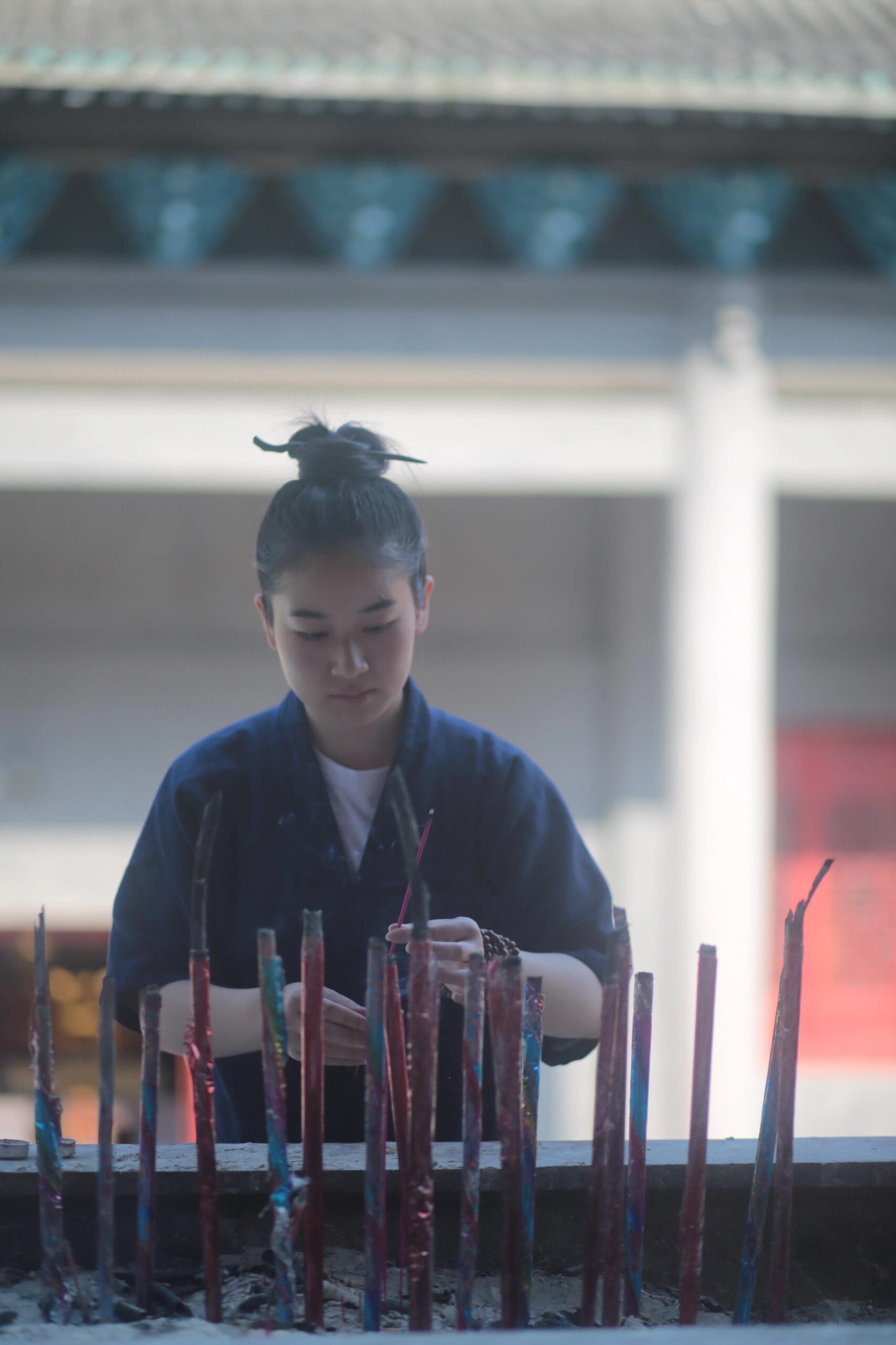 "道姑"是民间对女道士的俗称