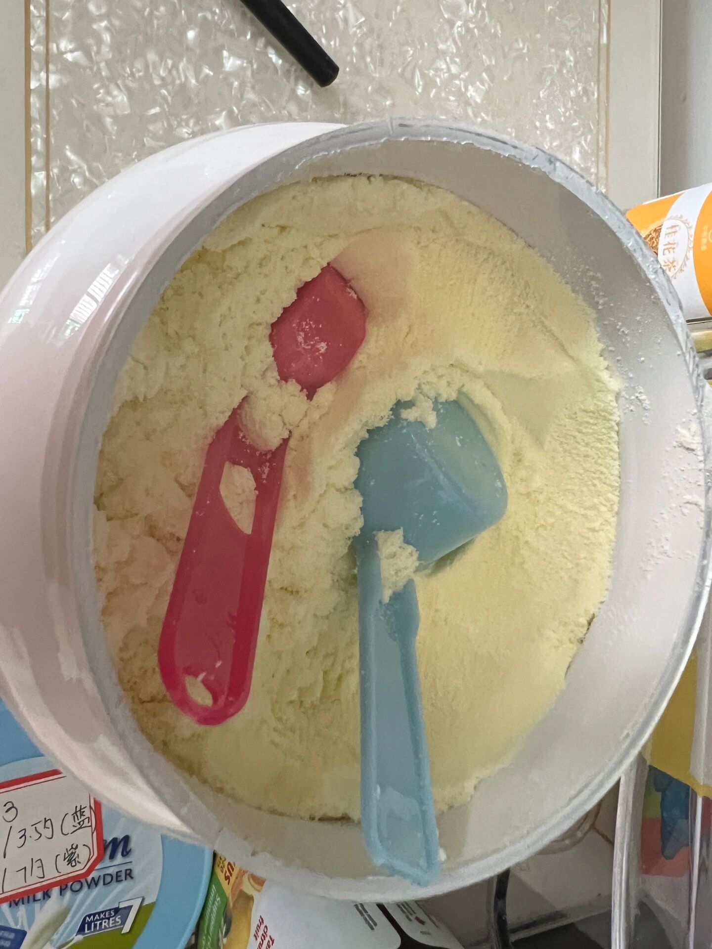 6岁儿童蓝胖子奶粉一次冲几勺