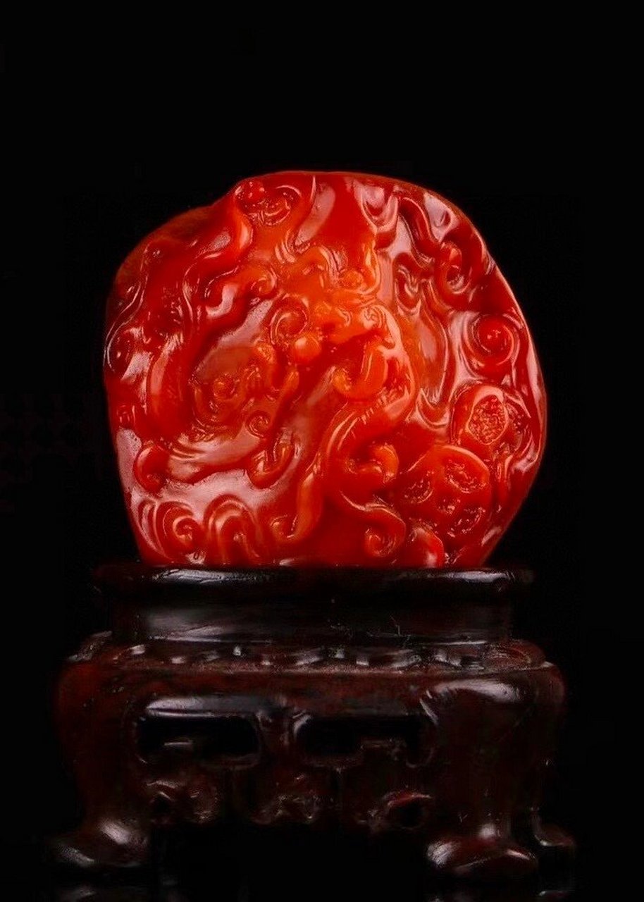 寿山红田黄石 精品寿山红田黄石 题材:瑞兽呈祥 重量:17.