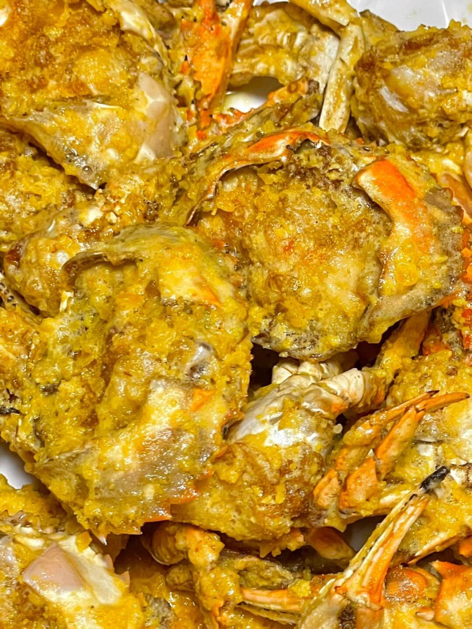 喜欢青岛这座城市的理由 蛋黄焗蟹算一个吧 真的没法用语言来形容了!