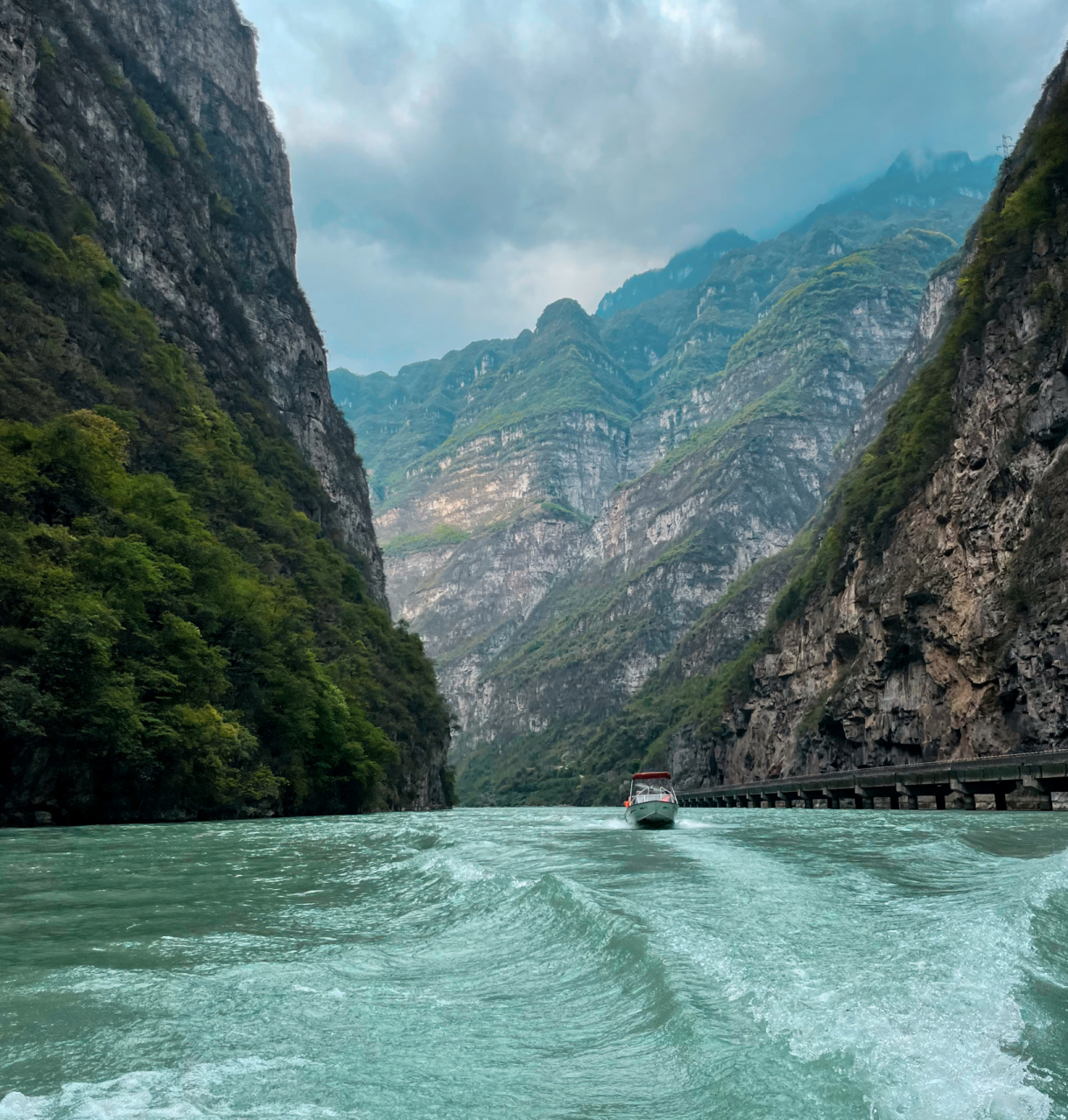 【金口河大峡谷】9899 大渡河源于四川青海接壤处的巴颜喀拉山