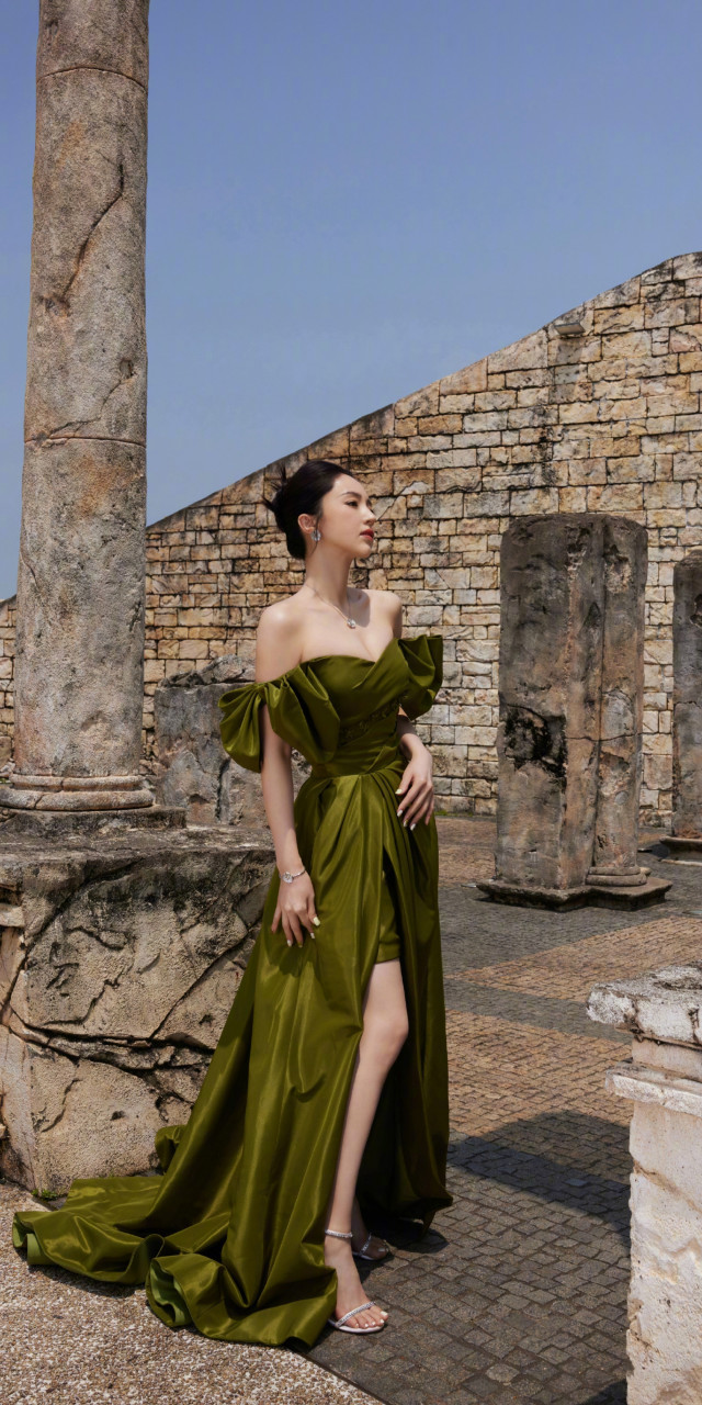 你要的董璇美腿写真精选