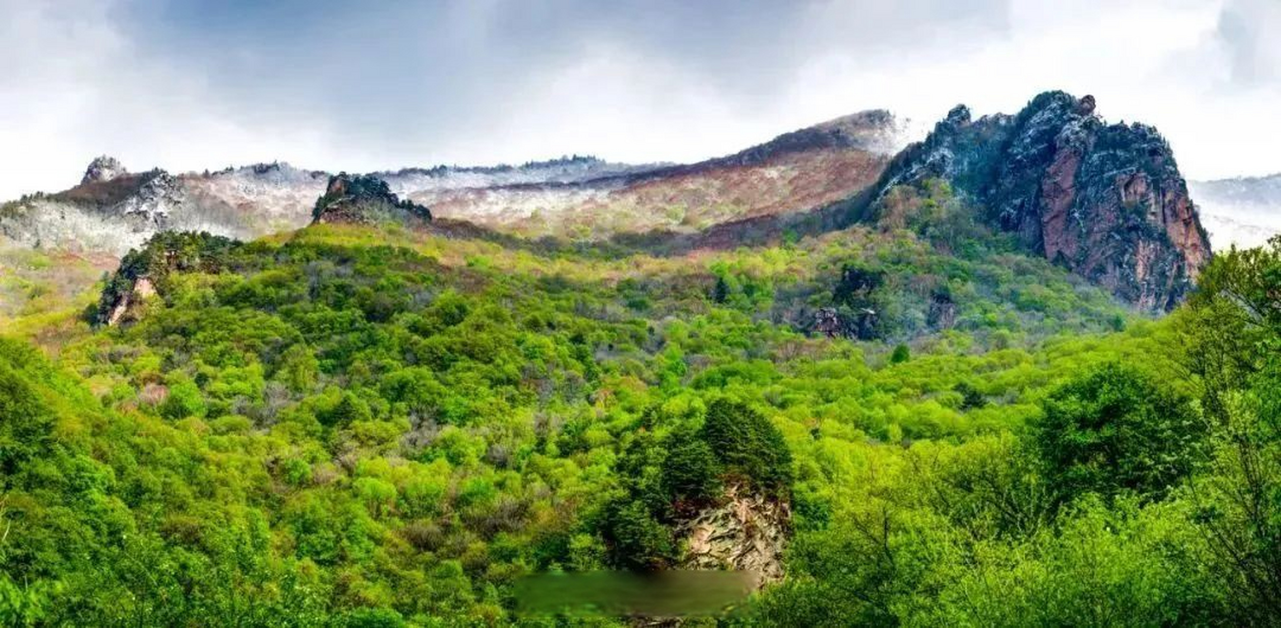 来金江花海赏花,到柳河逸景大峡谷漂流 去五女峰,玉皇山,白鸡峰,罗通