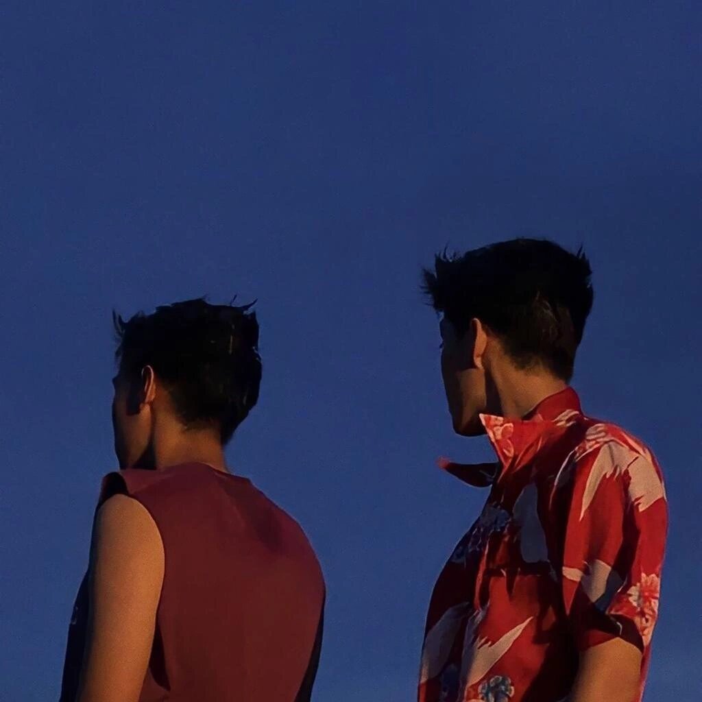 欧美男生头像||那些看一眼就心动了的人 开往春天的地铁 通了一年零三