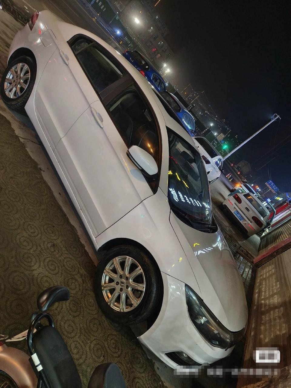 高配观致3,车况自己看,联动云公司下线车不过户,万把块钱开个两年都还