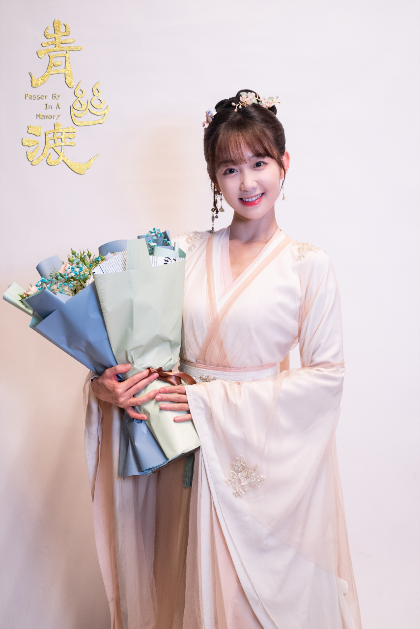 李子璇幽都灵官@李子璇 孟忧暂别,《青幽渡》杀青大吉,期待早日相见