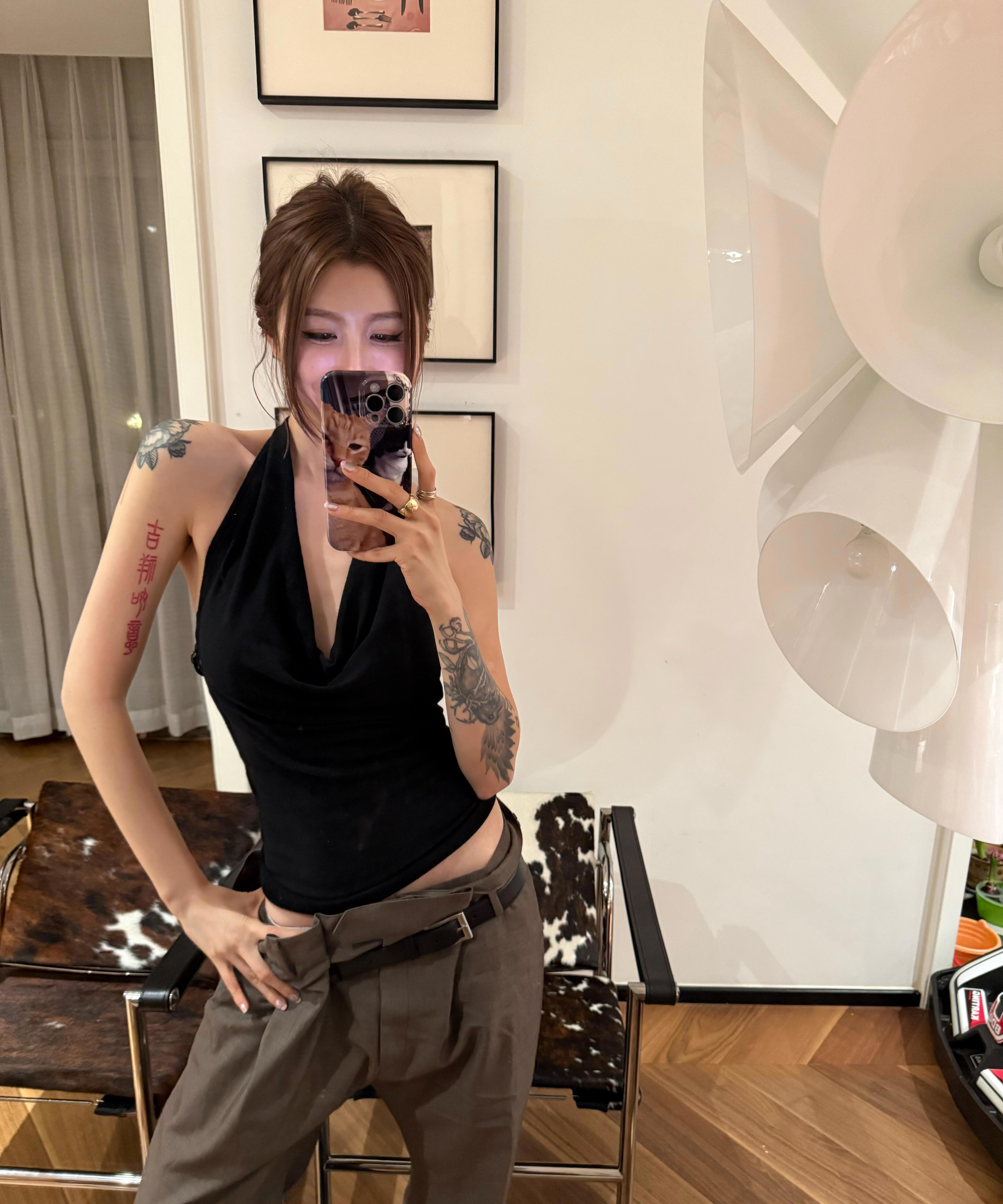 字母圈女yukina吸烟李蒽熙纹身妍妍酱纹身纹身辣妈带娃4i女的戴假肉棍