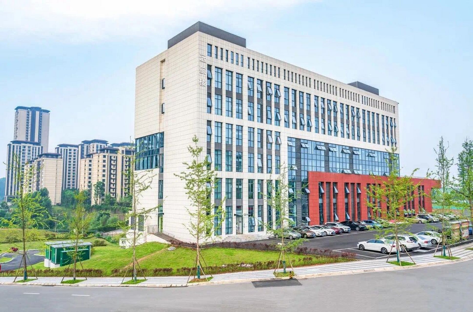 四川中职高校  天府新区通用航空职业学院是经四川省人民政府批准