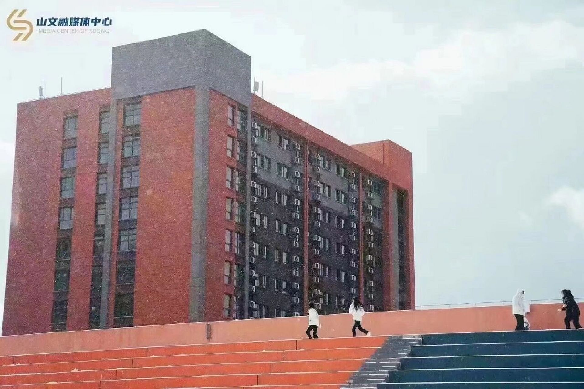 欢迎大家来青岛上大学欢迎报考山东文化产业职业学院报考代码14261