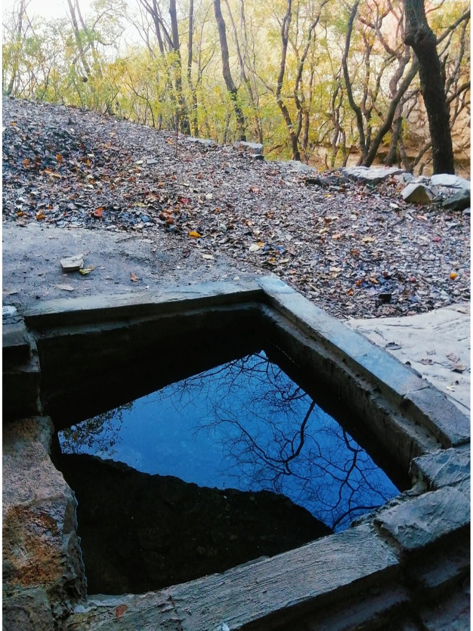 济南玉函山 | 登临城市之窗,静观摩崖石刻 济南的山体公园到底还有