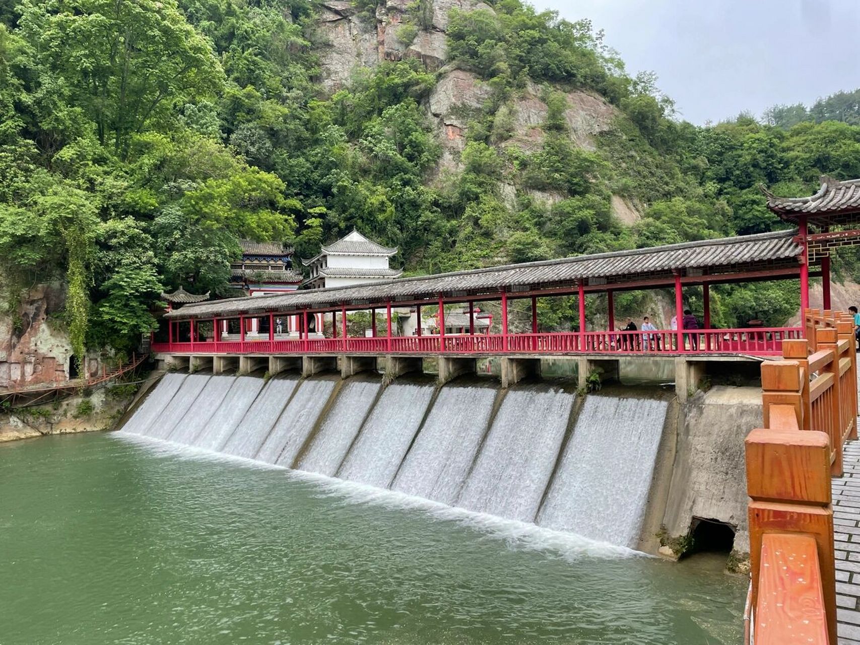 去哪玩|远安鸣凤山 离宜昌市区一个半小时的车程 远安 鸣凤山风景区