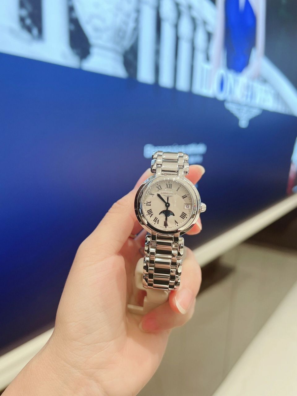 浪琴心月月相女表 浪琴女表心月系列在1w左右的公价具有核心竞争力的