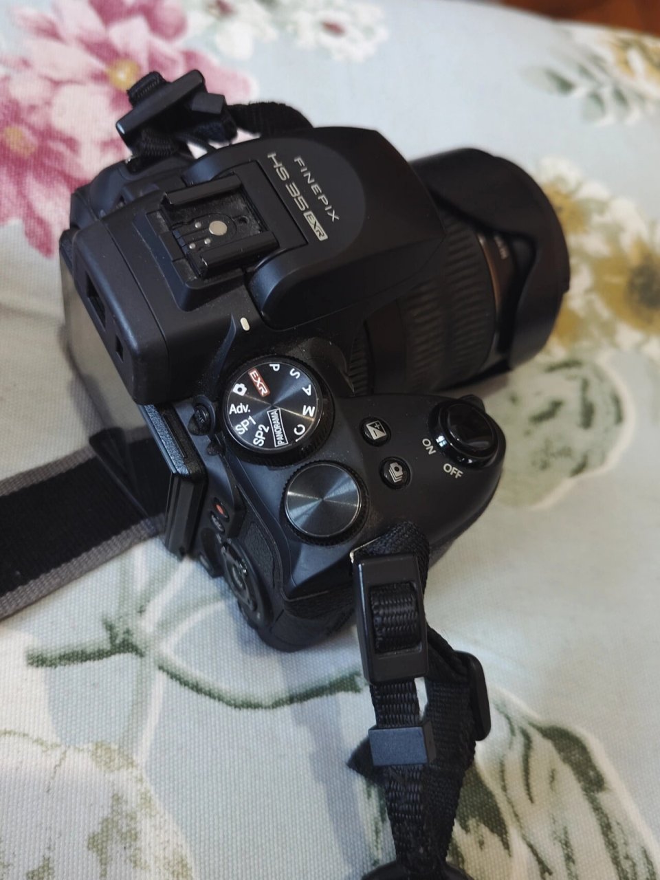 富士hs35 exr 主屏幕坏,取景屏幕ok 30x光学变焦,富士胶片模拟 499