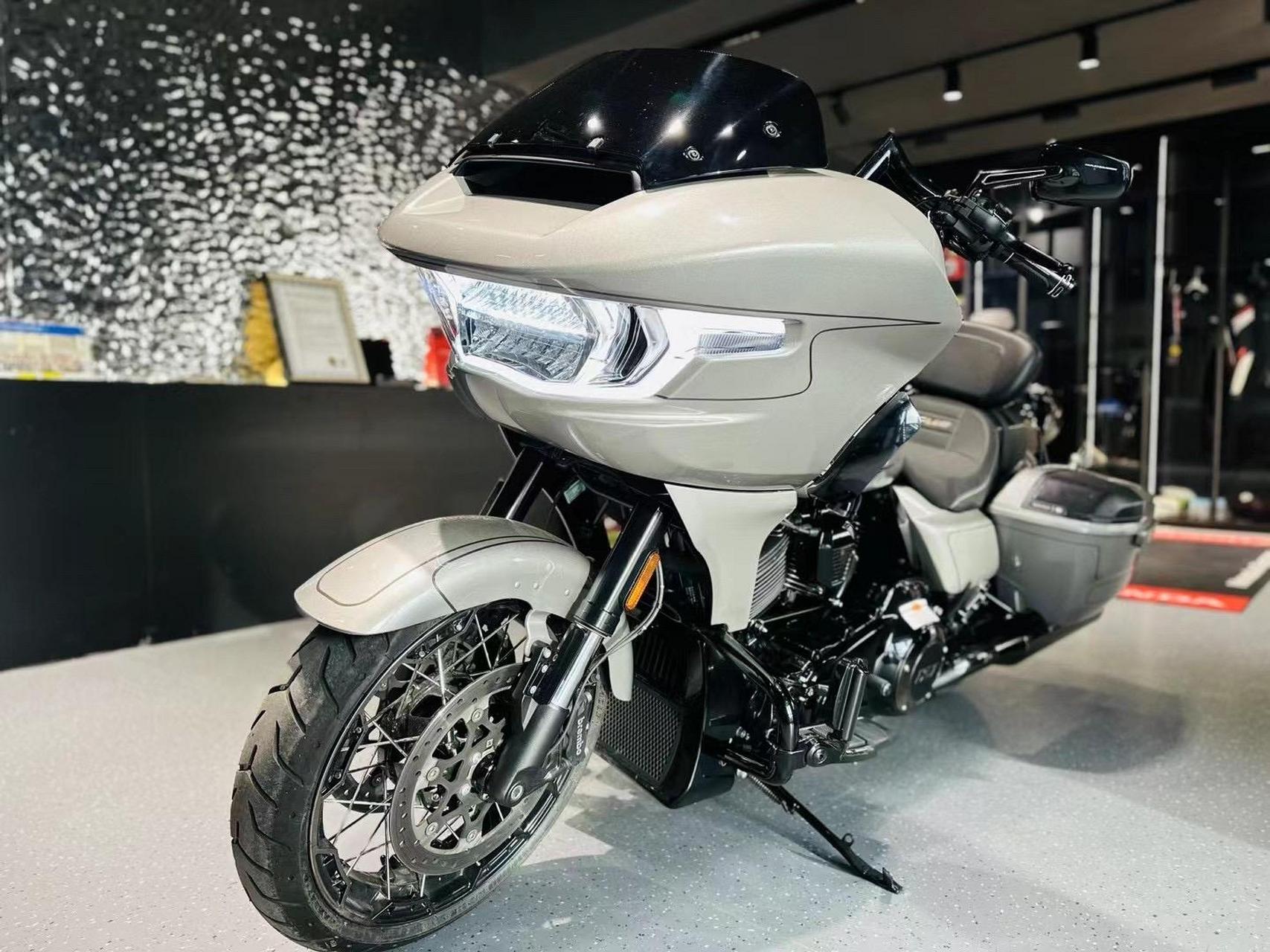 哈雷(大贸)公路滑翔cvo121 巡航车摩托车推荐