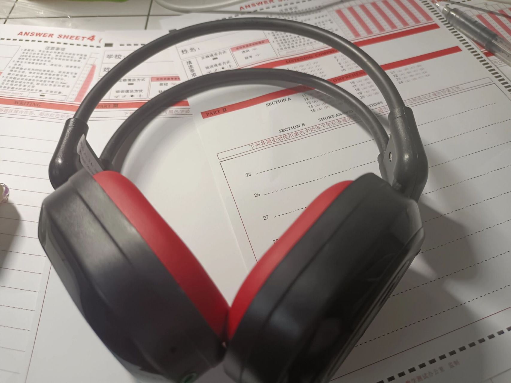 专八耳机试音 家人们发现一个测试四六级/专四专八耳机的方法🎧 在