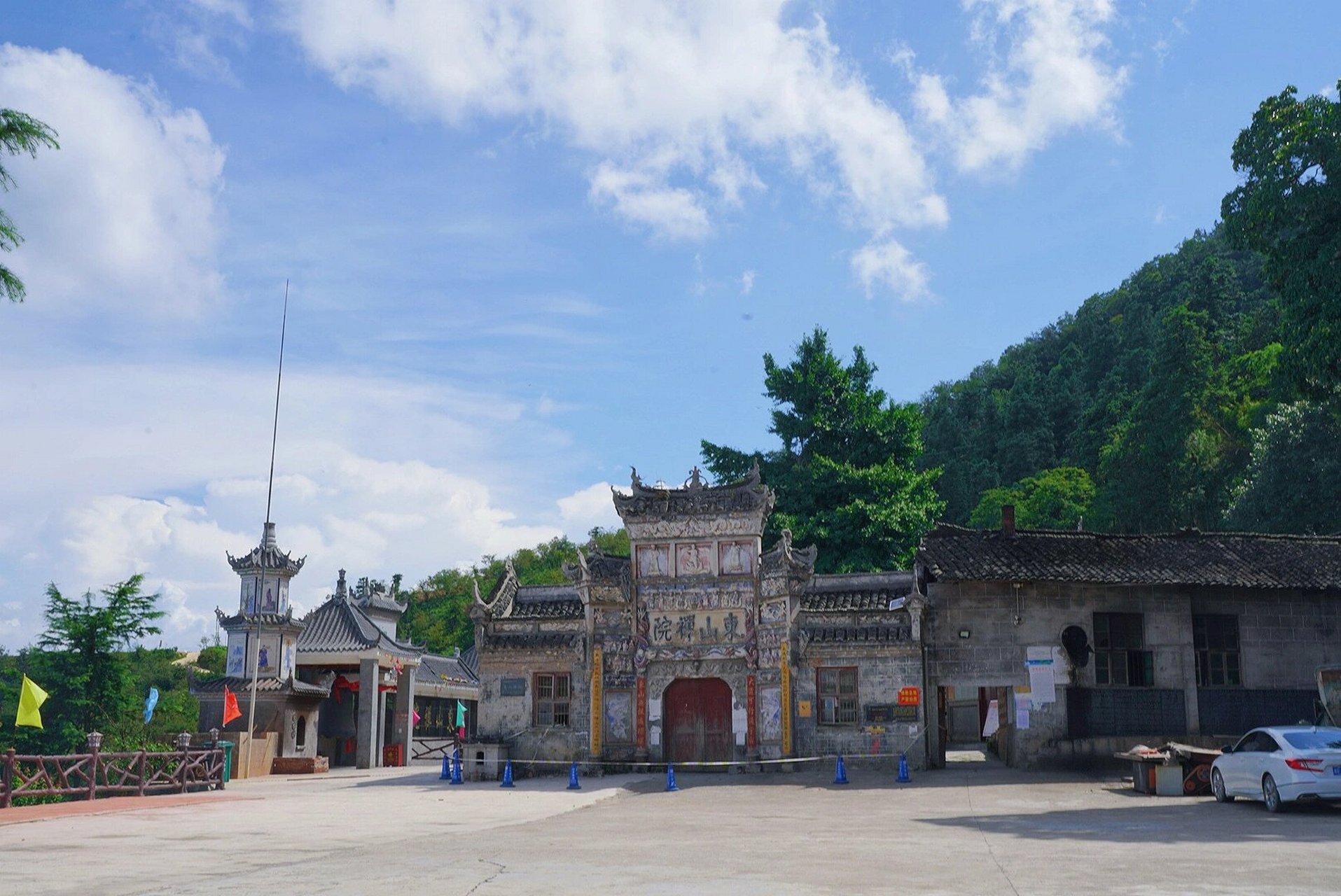 隆回大东山"东山禅院"!云气淼淼!