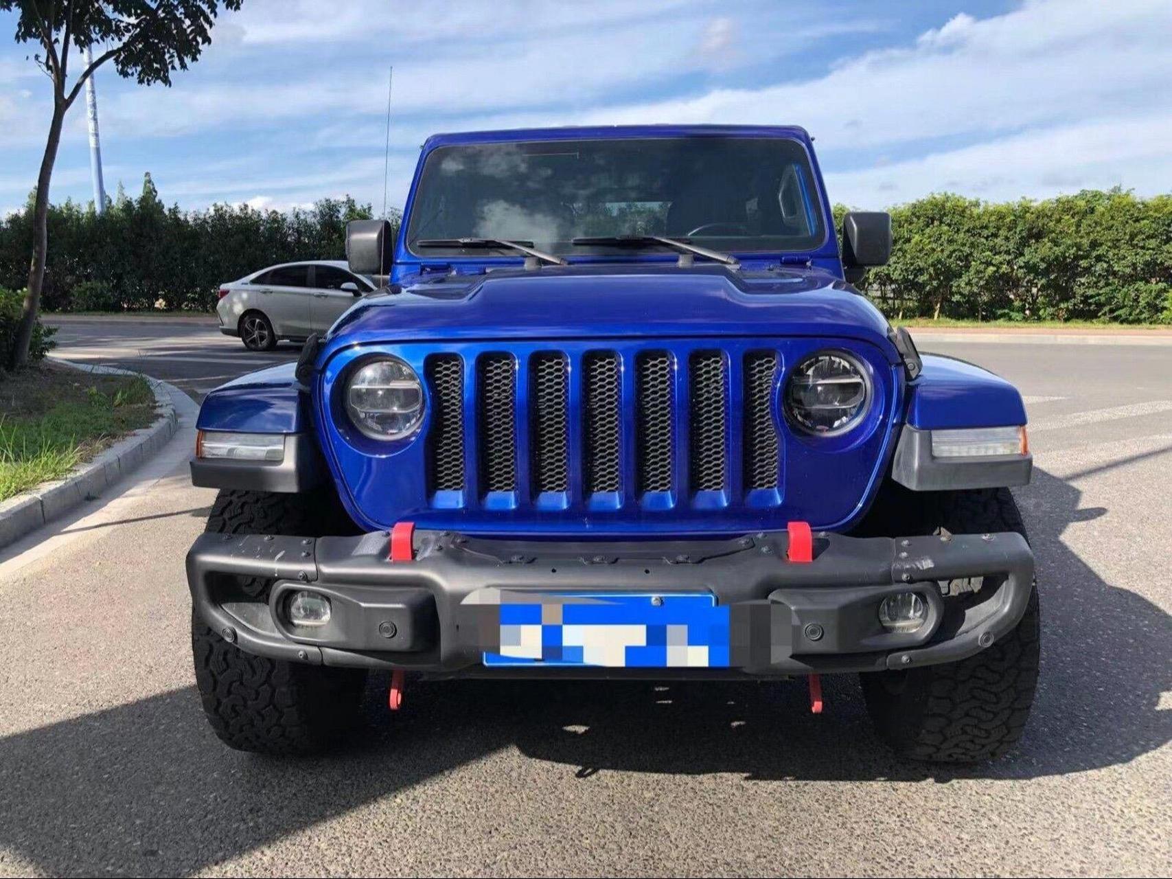 吉普牧马人撒哈拉四门2.0t 售价:33.