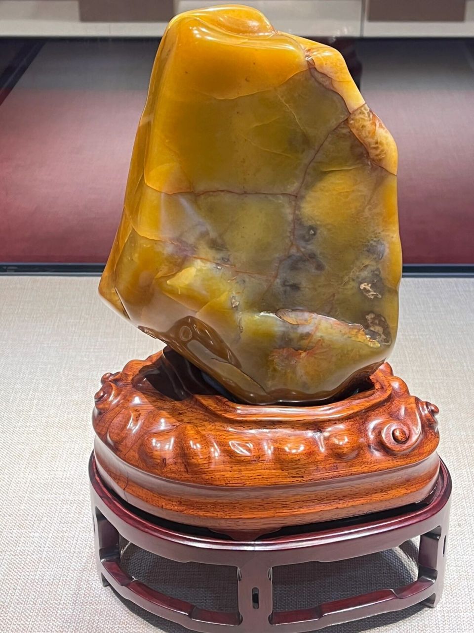 世上最贵的一块寿山田黄石           荣宝斋的镇馆之宝"田黄王"是