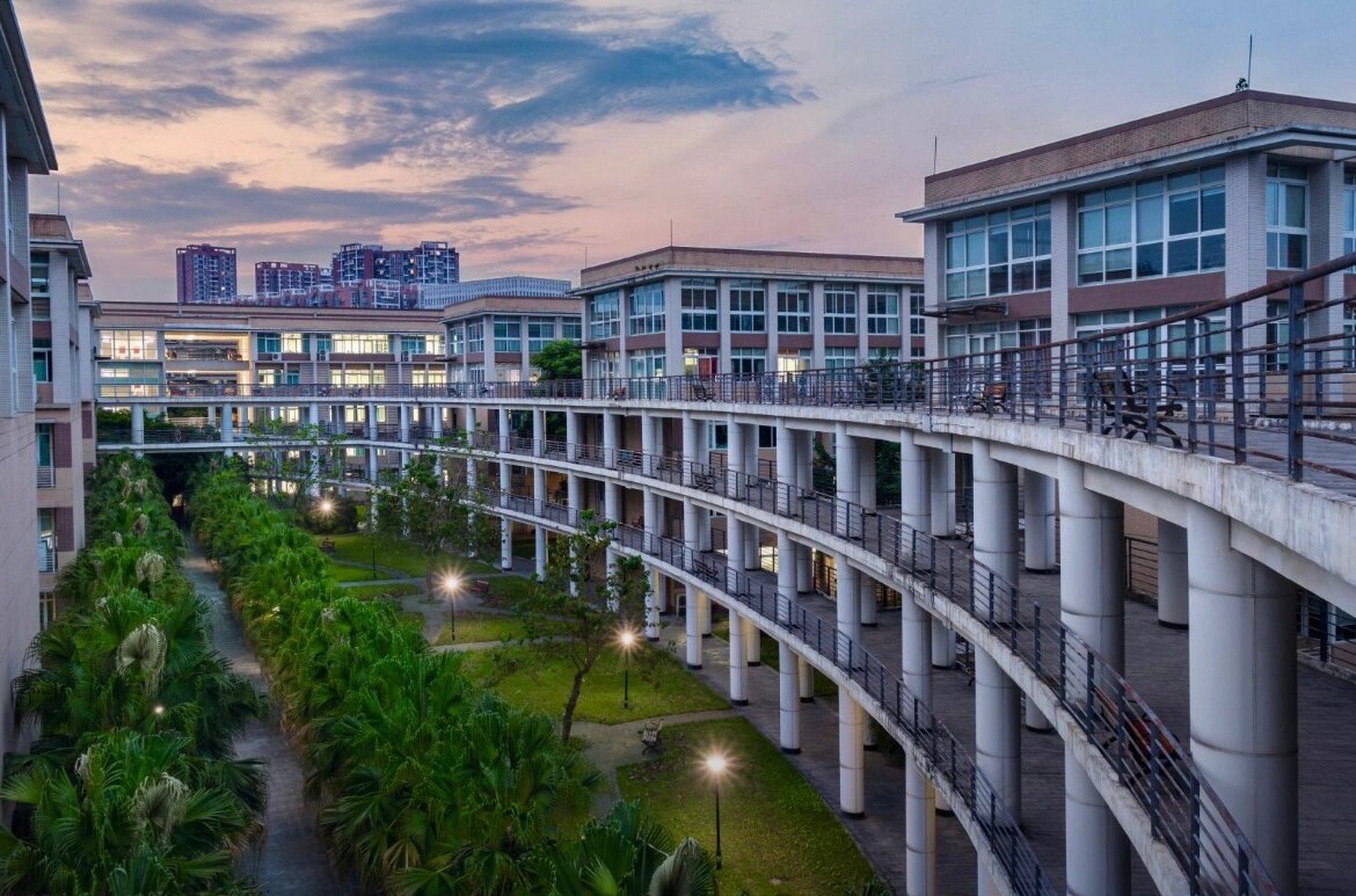 西财|校园风景图册点击查收~ 首先欢迎学弟学妹们加入西财大家庭