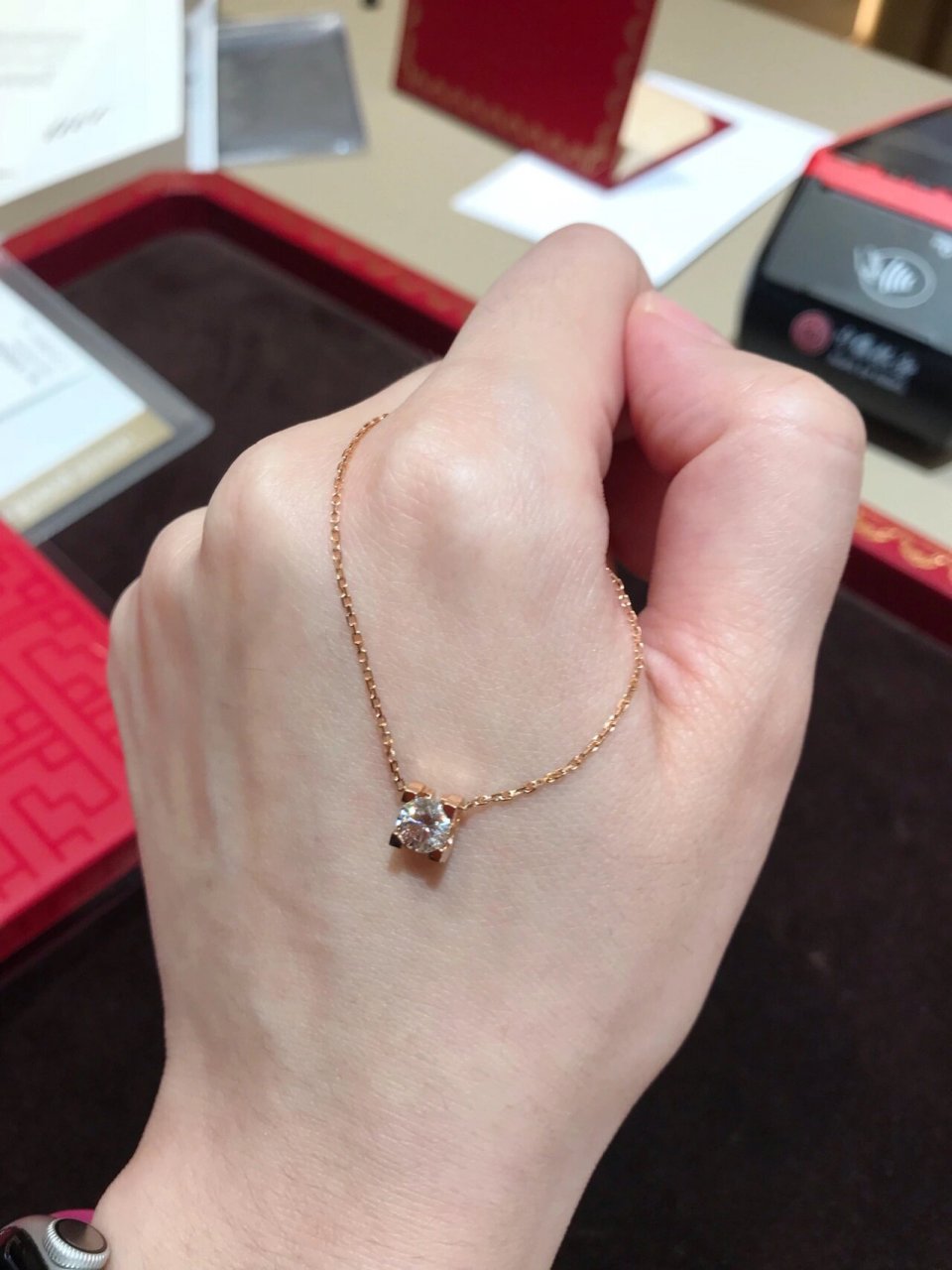 cartier卡地亚牛头钻石项链,完美～ 我对方形的饰品情有独钟,市场上各