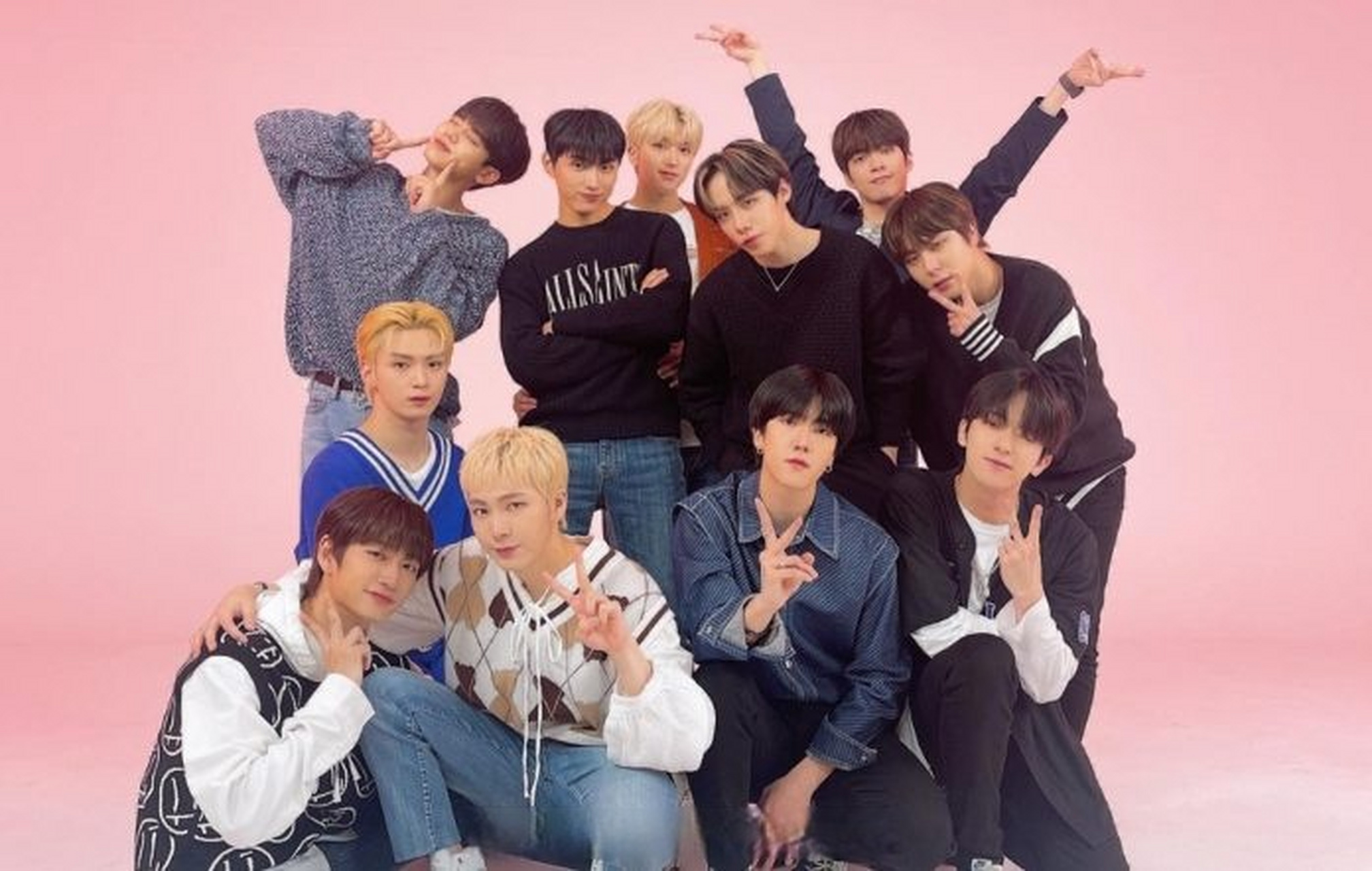 pop男团omega x签约,并表示公司不仅将支持omega x作为偶像团体的活动