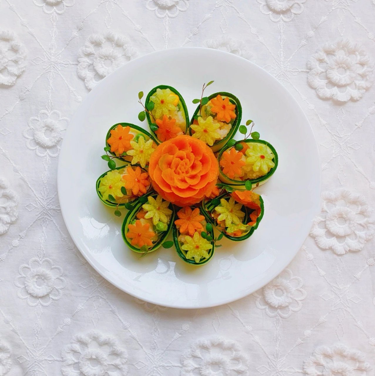 创意摆盘|中秋吉祥菜花开富贵～91 食材:黄瓜,玉米,胡萝卜,土豆