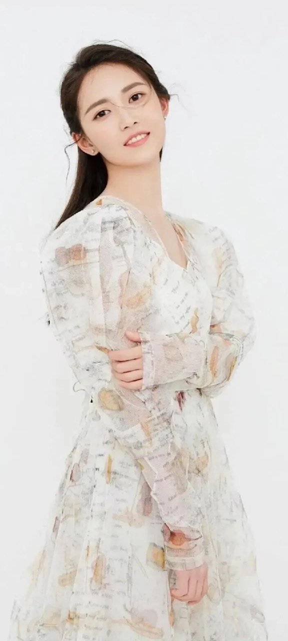 时尚领域爱好者 陈钰琪 高清壁纸 女明星