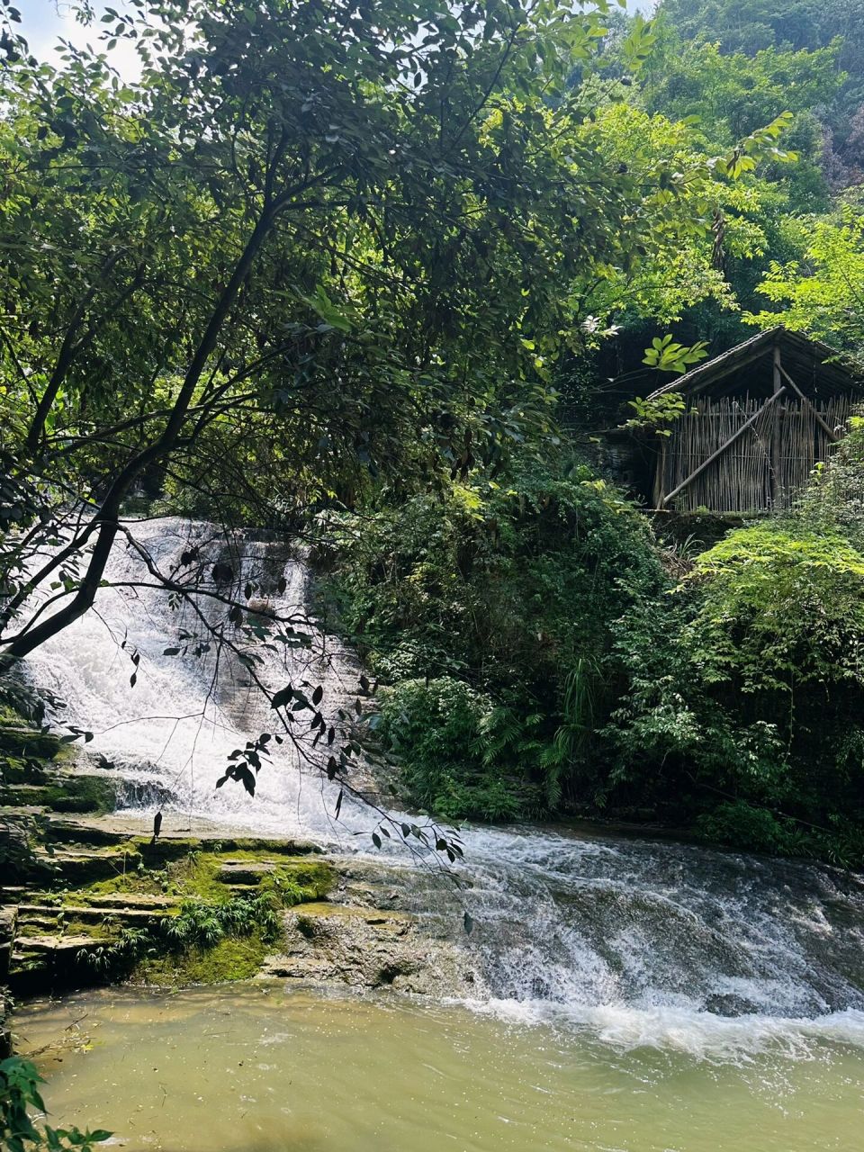 凤凰飞水谷 宝藏景区 在凤凰找到了不那么热门却很值得一去的飞水谷 