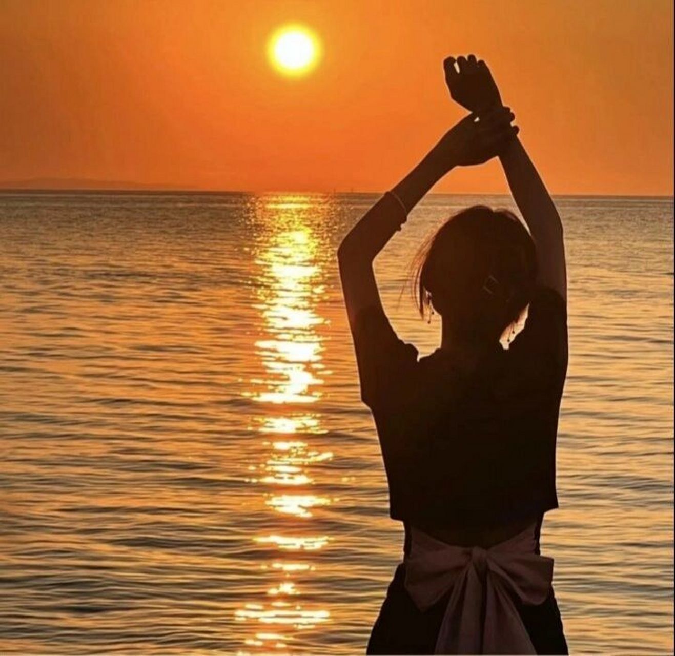 夕阳海边/女头 "陪你看海的人,比海更温柔" 怡崽@^_beautyの祁苓怡.
