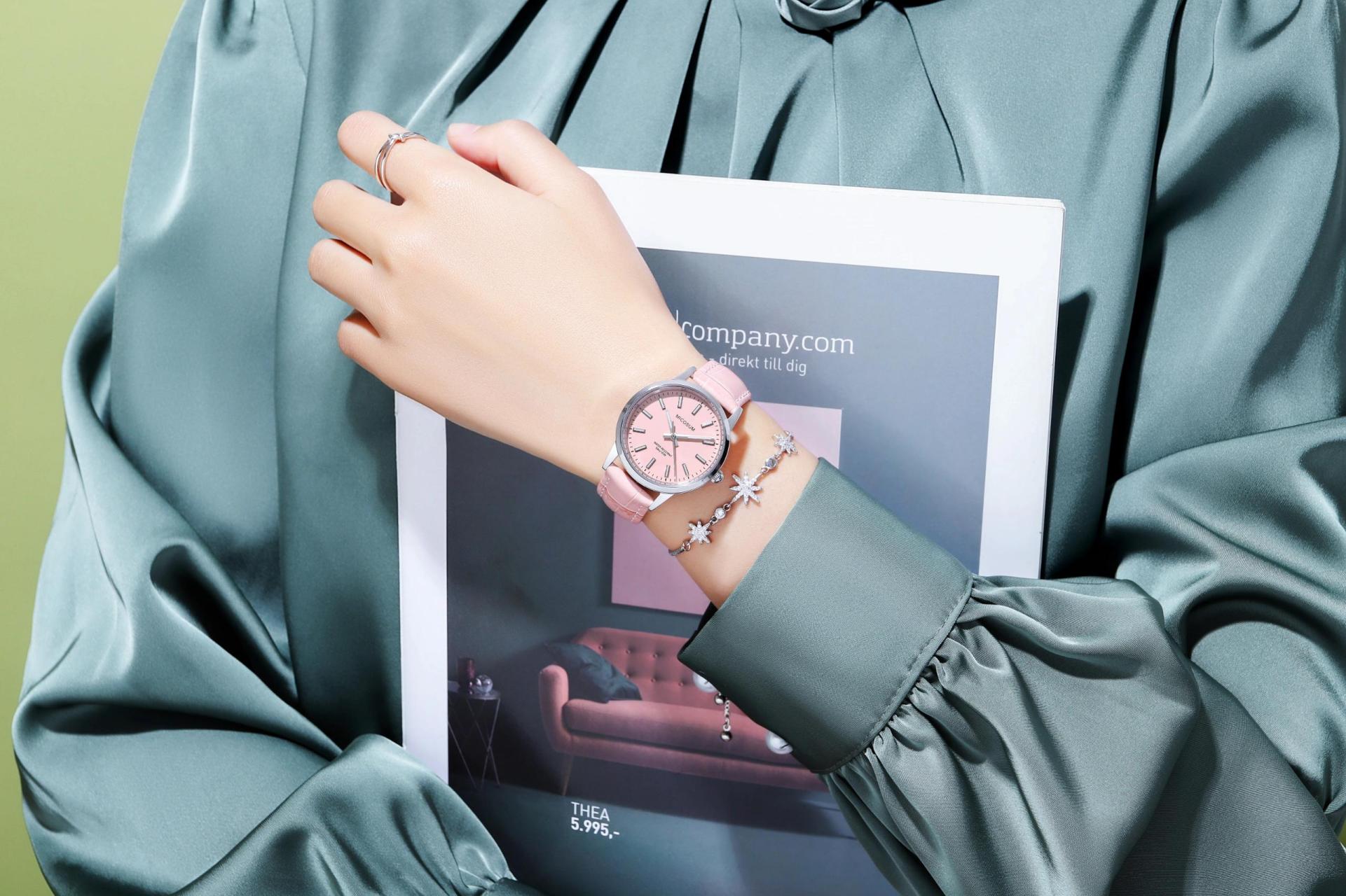 其中有讲 女人"手表"戴左手好还是右手好?其中有讲究.