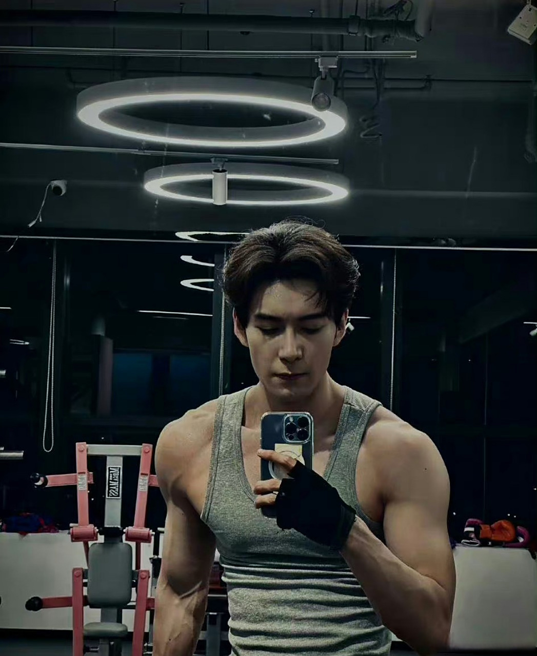 陈星旭许凯侯明昊肌肉照#95生陈星旭,许凯,侯明昊 肌肉照,喜欢谁的?