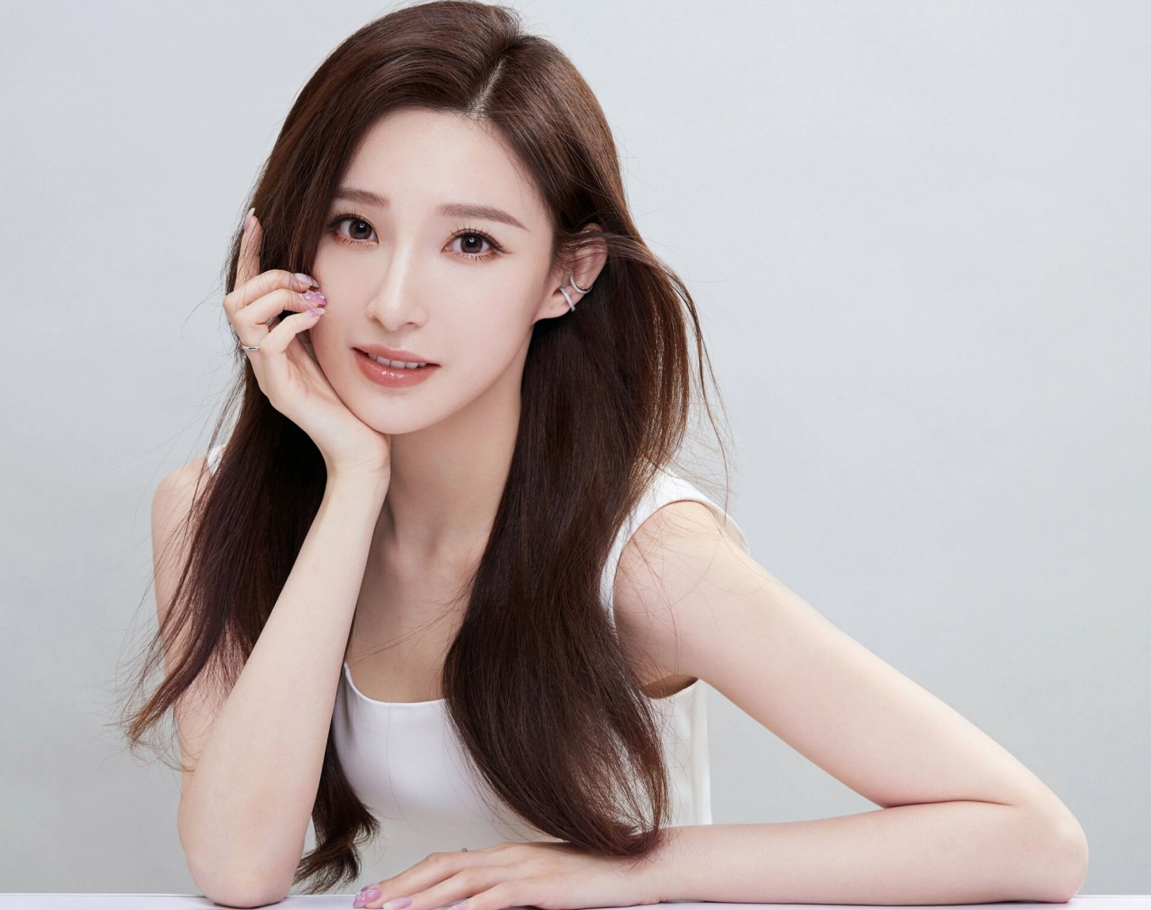 主持人马凡舒形象照78每个女孩子都值得拥有 ————————tong