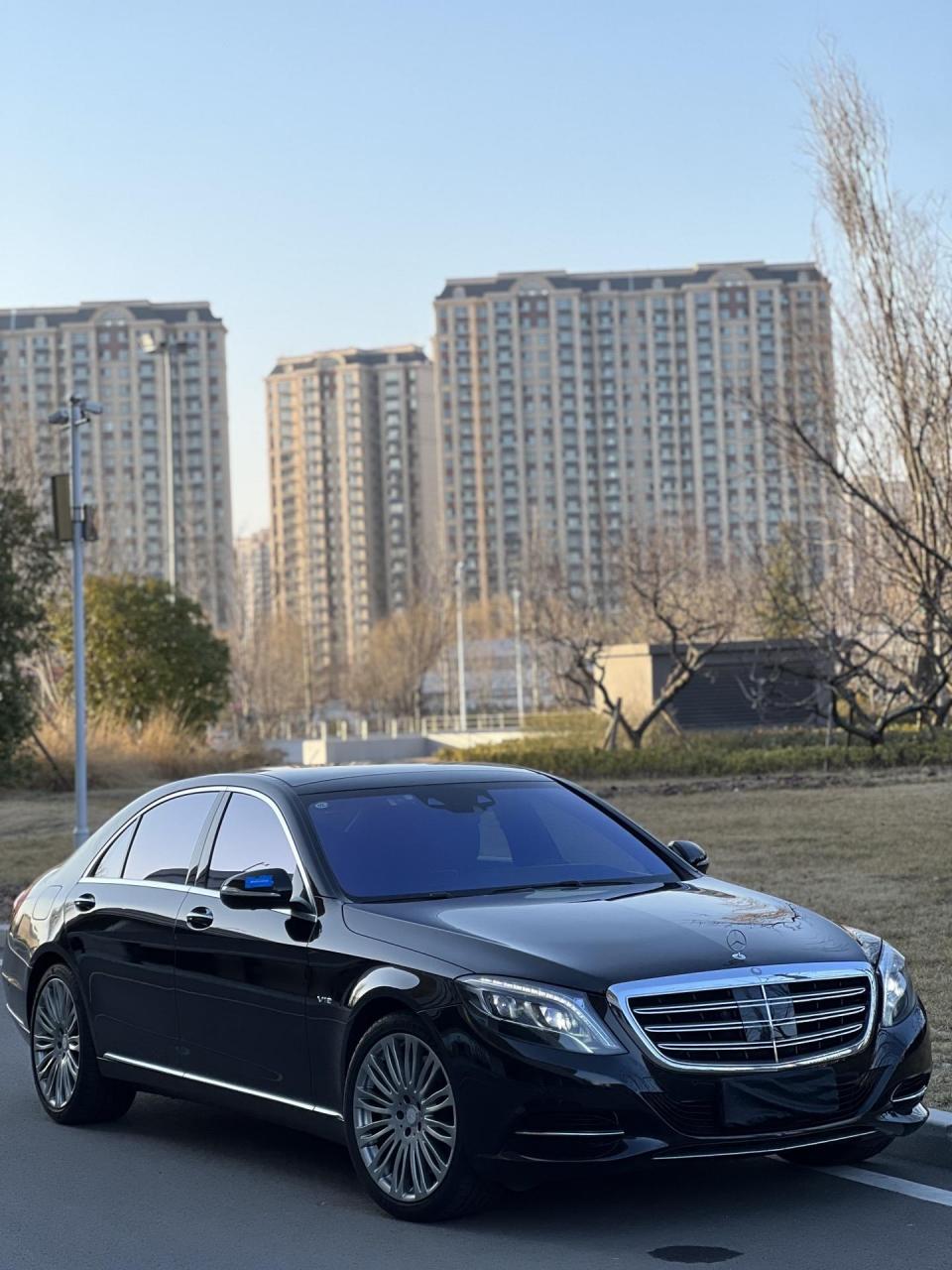 s600奔驰报价图片