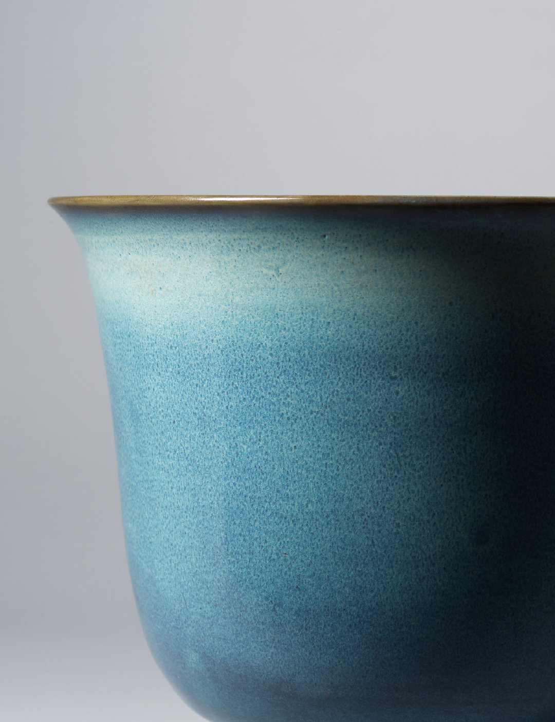 【瓷上的中国传统色61蓝】 - 这种渐变的蓝色,不知道是怎么烧成的