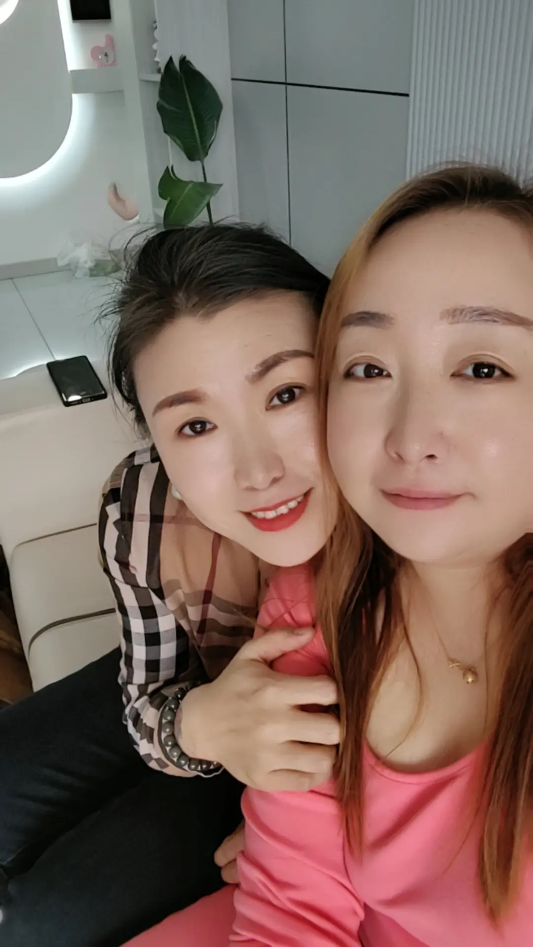 小时候就想离开兰西,老了就想退休后能一年回来住半