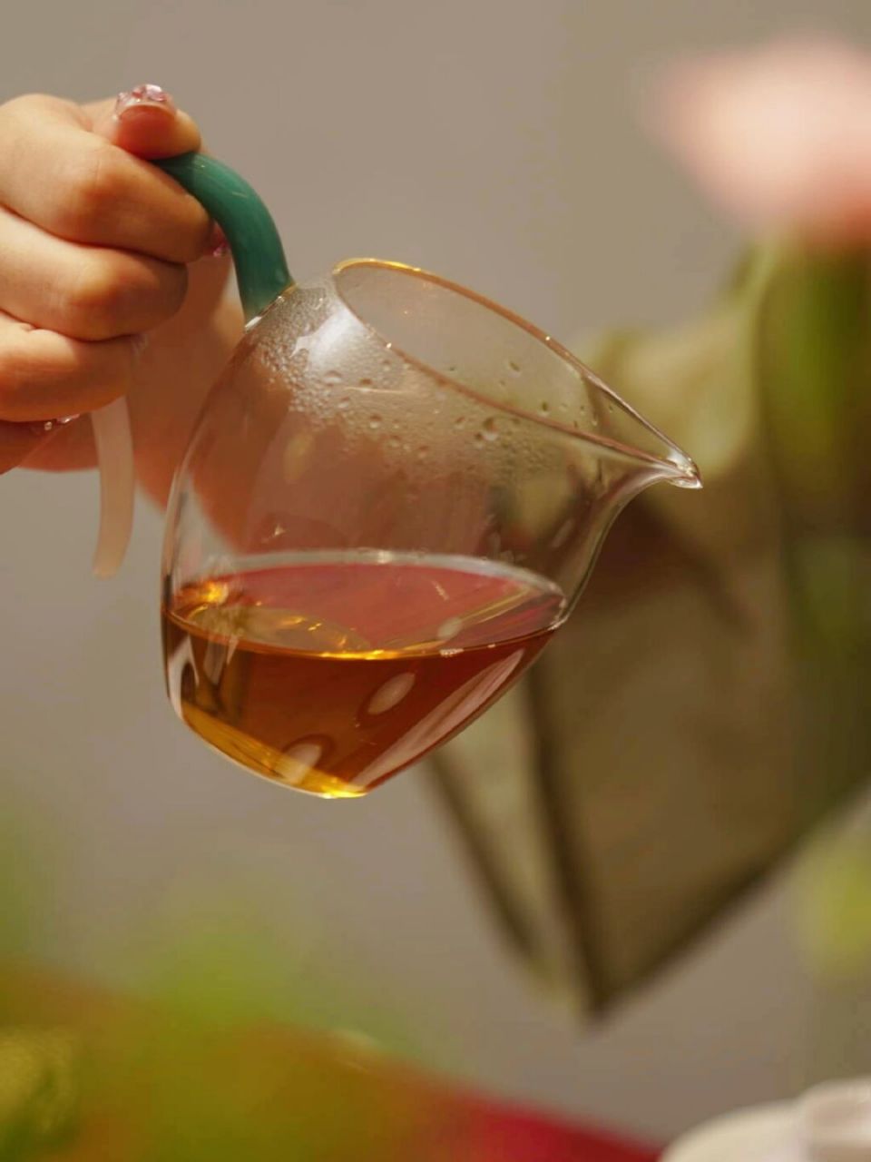 生活需要烟火气,也需要静静的茶道. - 人生就像一杯茶.