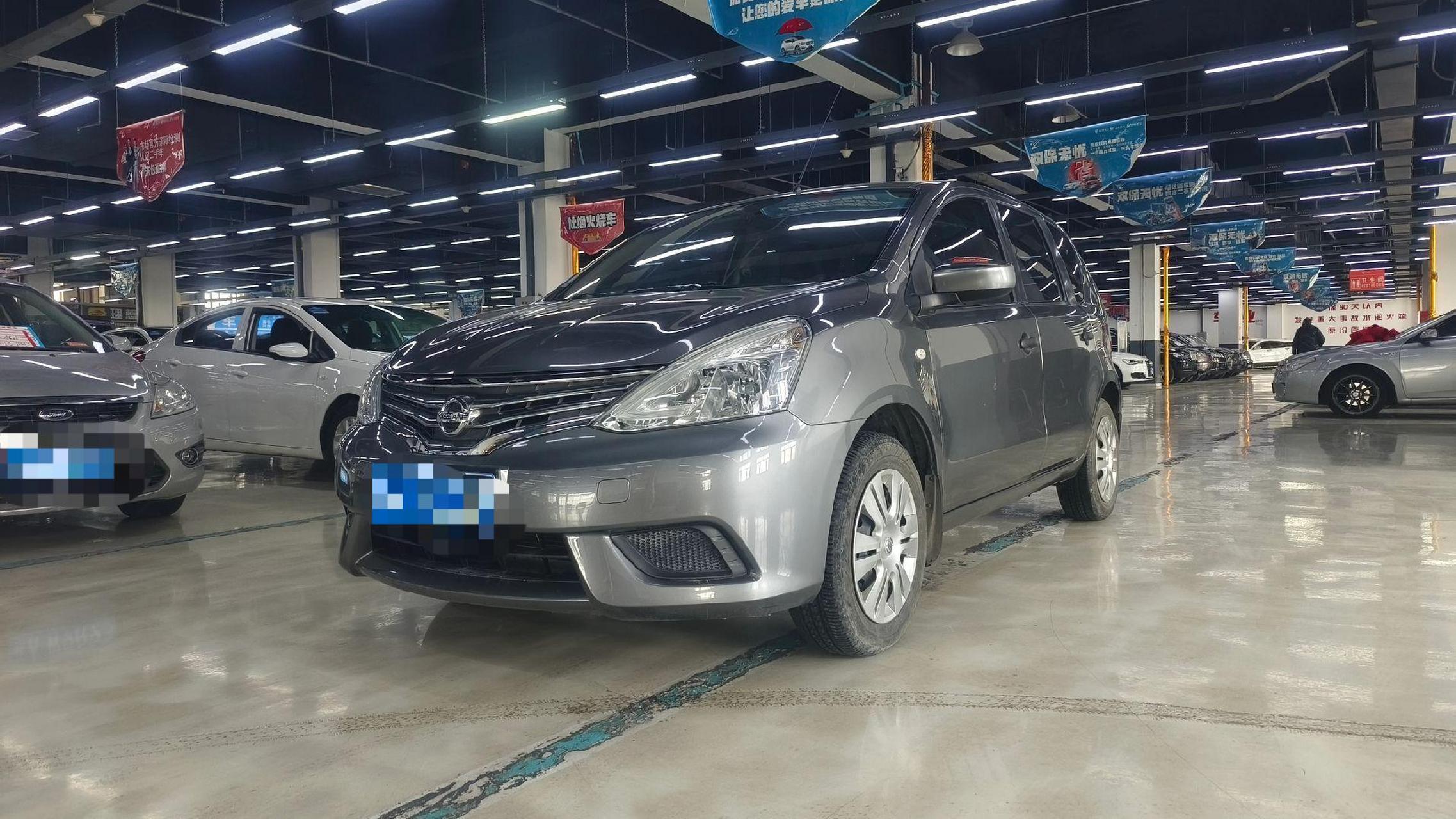 6自动挡,本地一手,实表2万公里,全车原版原漆,零补漆,超级省油,练手