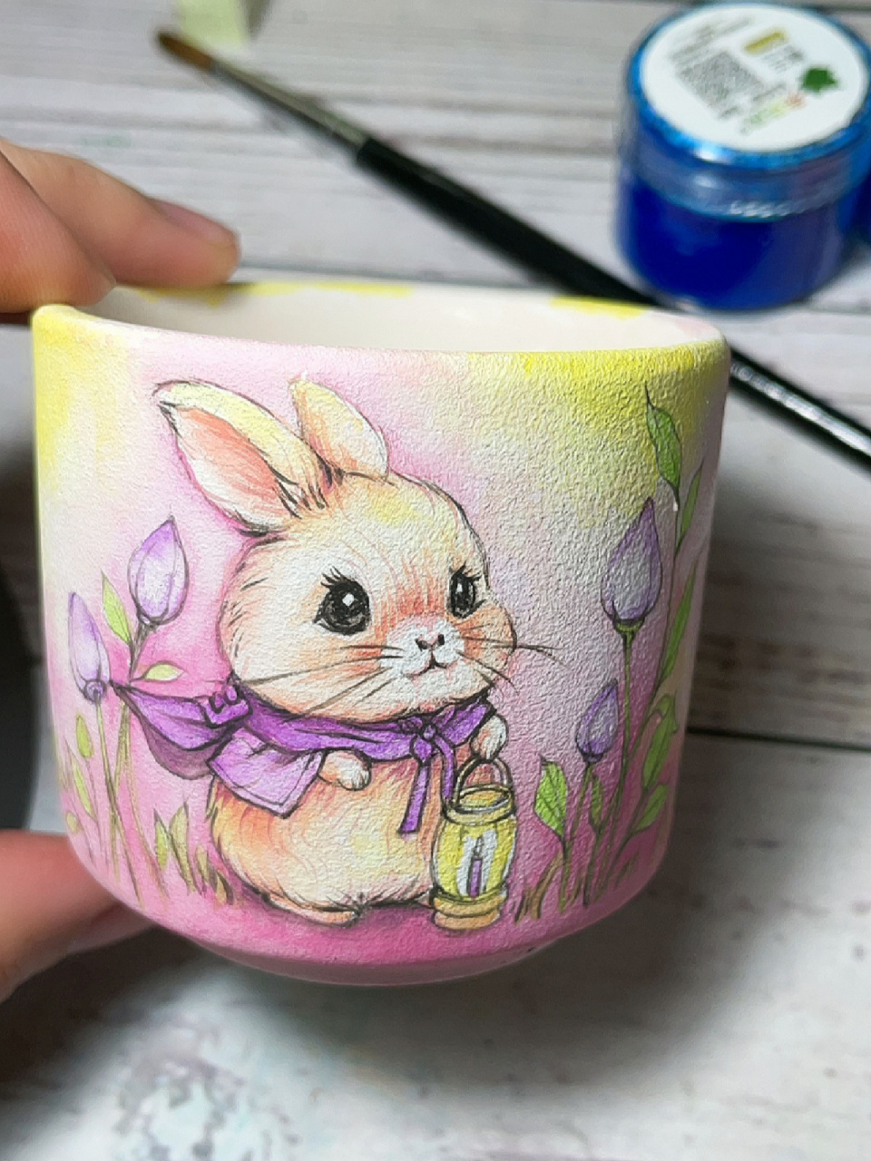 继续手绘多肉花盆(附原图) 之前画那几个盆盆远远不够用,参照了 的小