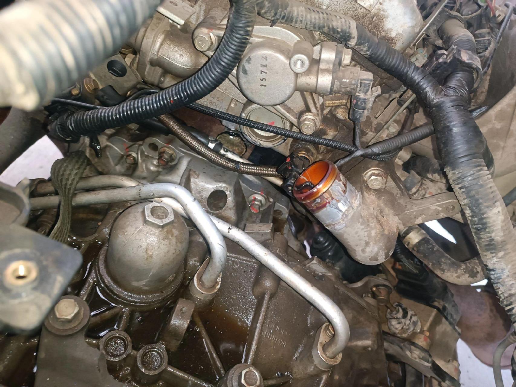 众泰t600三菱发动机水堵汽车保养与维修 专业的事交给专业的人