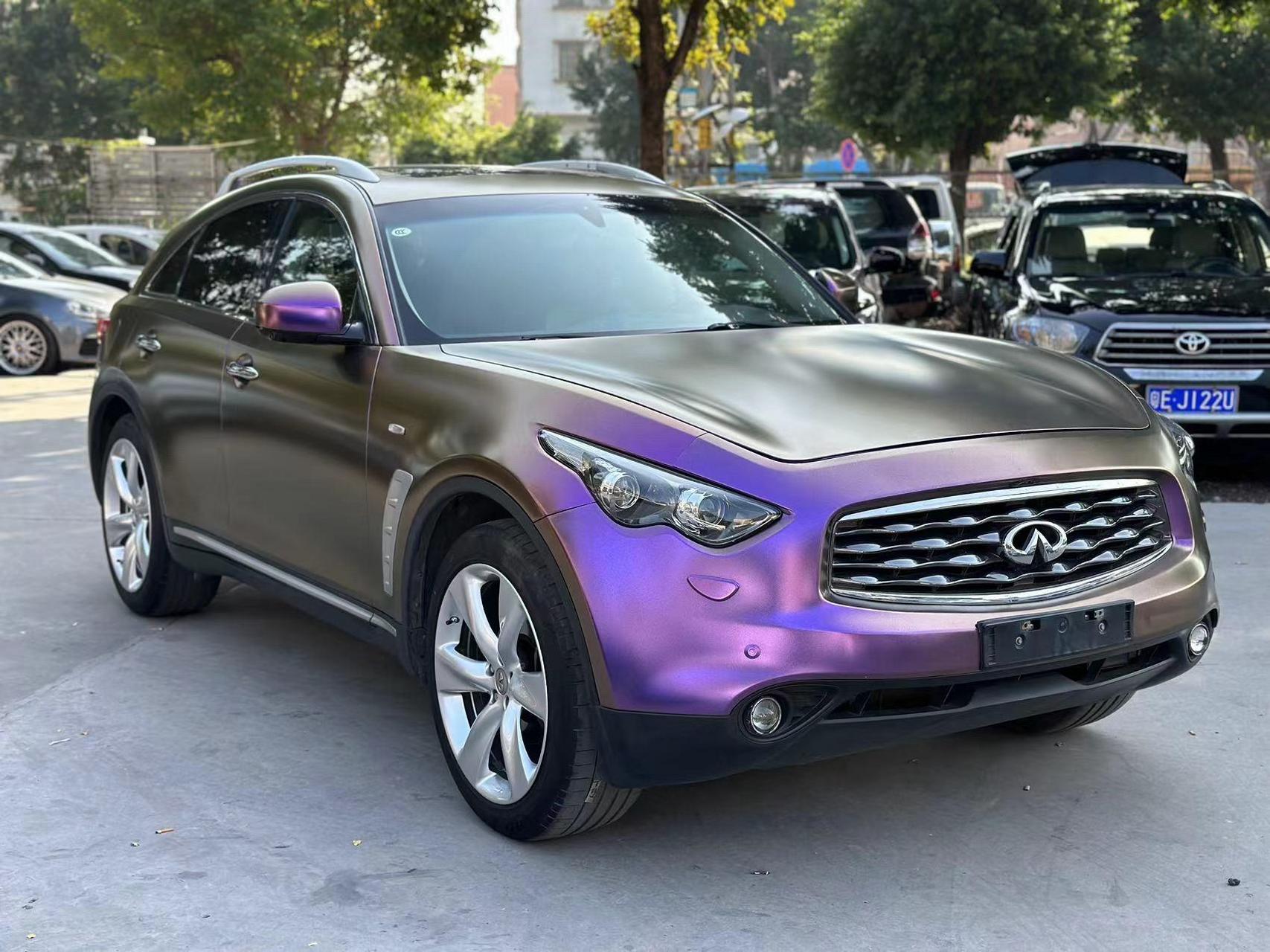 10年12月英菲尼迪fx35超越版,顶配电动记忆座椅,天窗,bose音响,吸顶