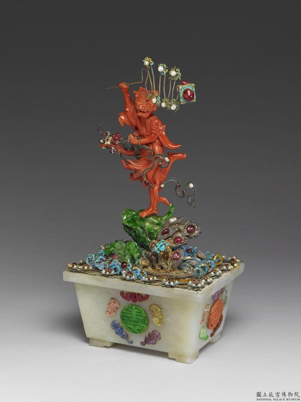 清珊瑚魁星点斗盆景(二),台北故宫博物院藏