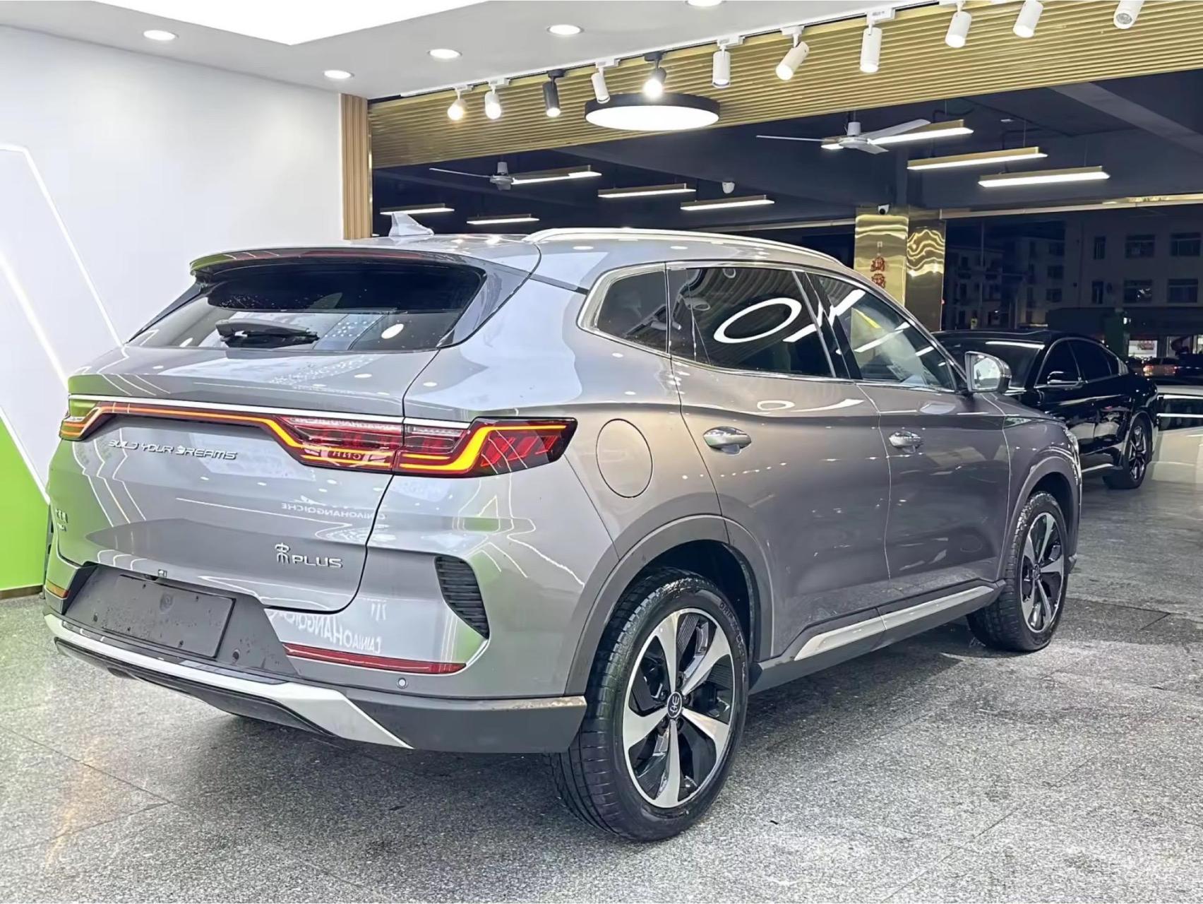 【品牌车型】比亚迪 宋plus新能源 2021款 dm-i 110km 旗舰plus