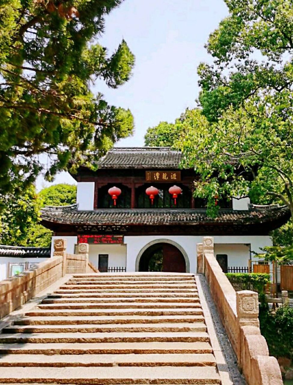 上海州桥古镇10个必打卡点  96州桥古镇已有780余年历史,十字交叉的