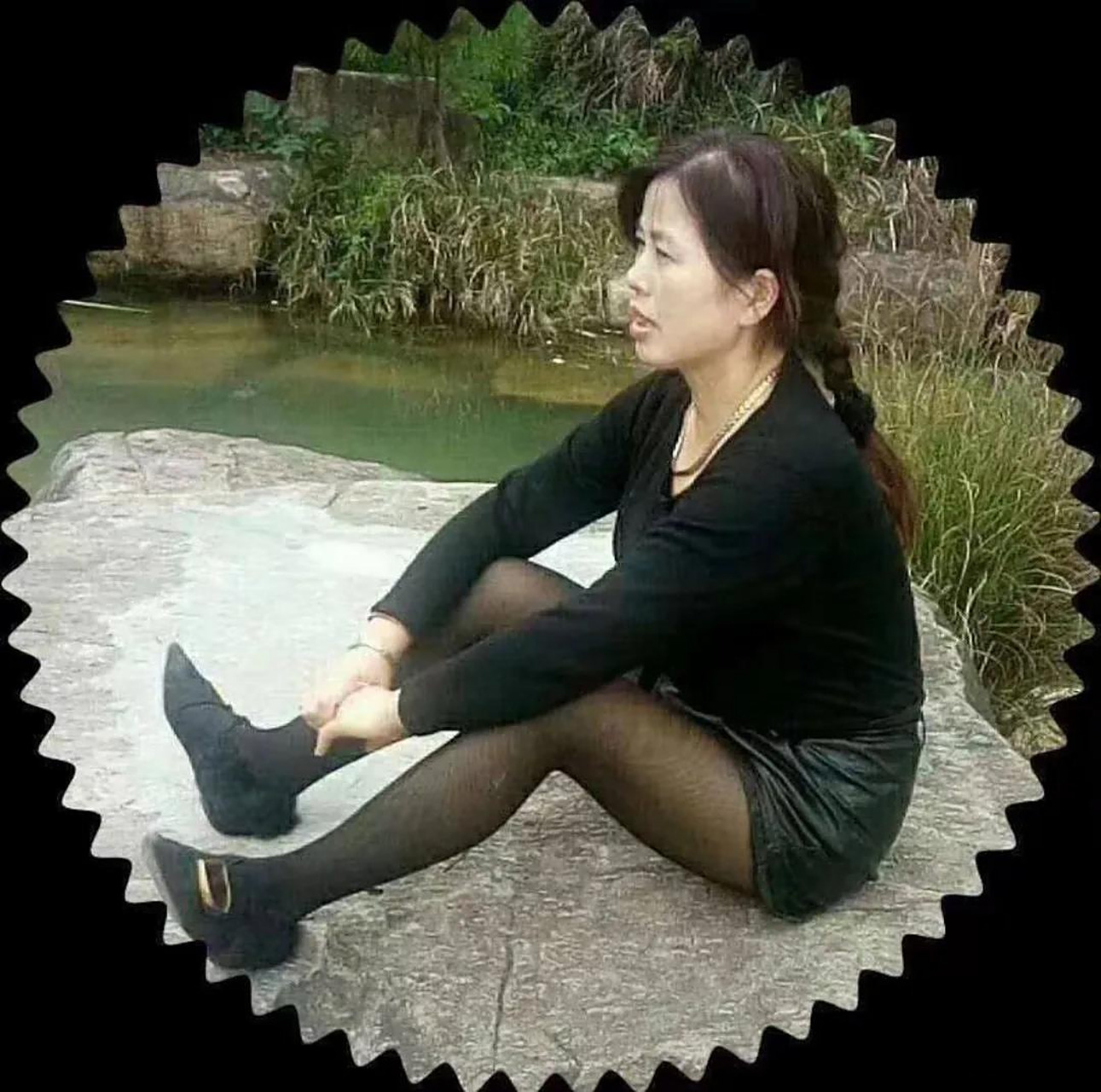 都说男人喜欢女人穿黑色的丝袜,我发了一张在征婚网 ,为什么没有人